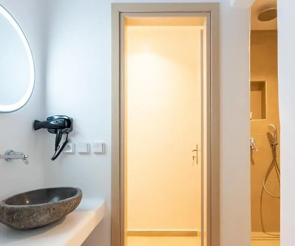 Liana Sunset Mykonos Town