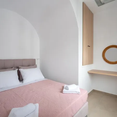 Liana Sunset Mykonos Town