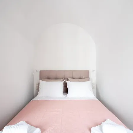 Liana Sunset Mykonos Town