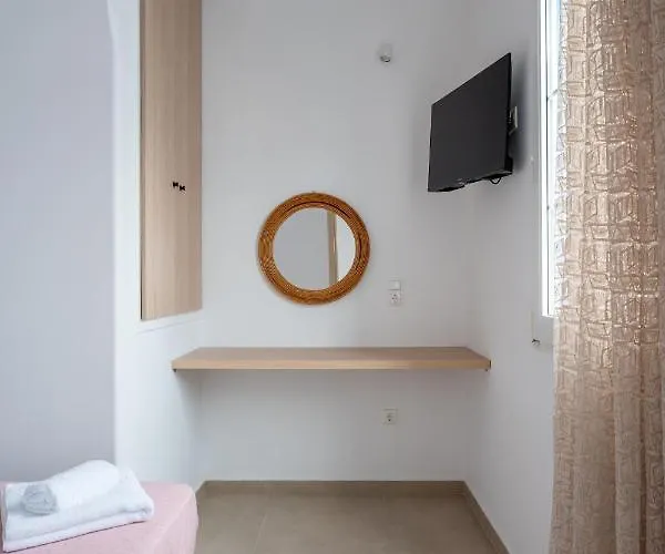 Liana Sunset Apartment *